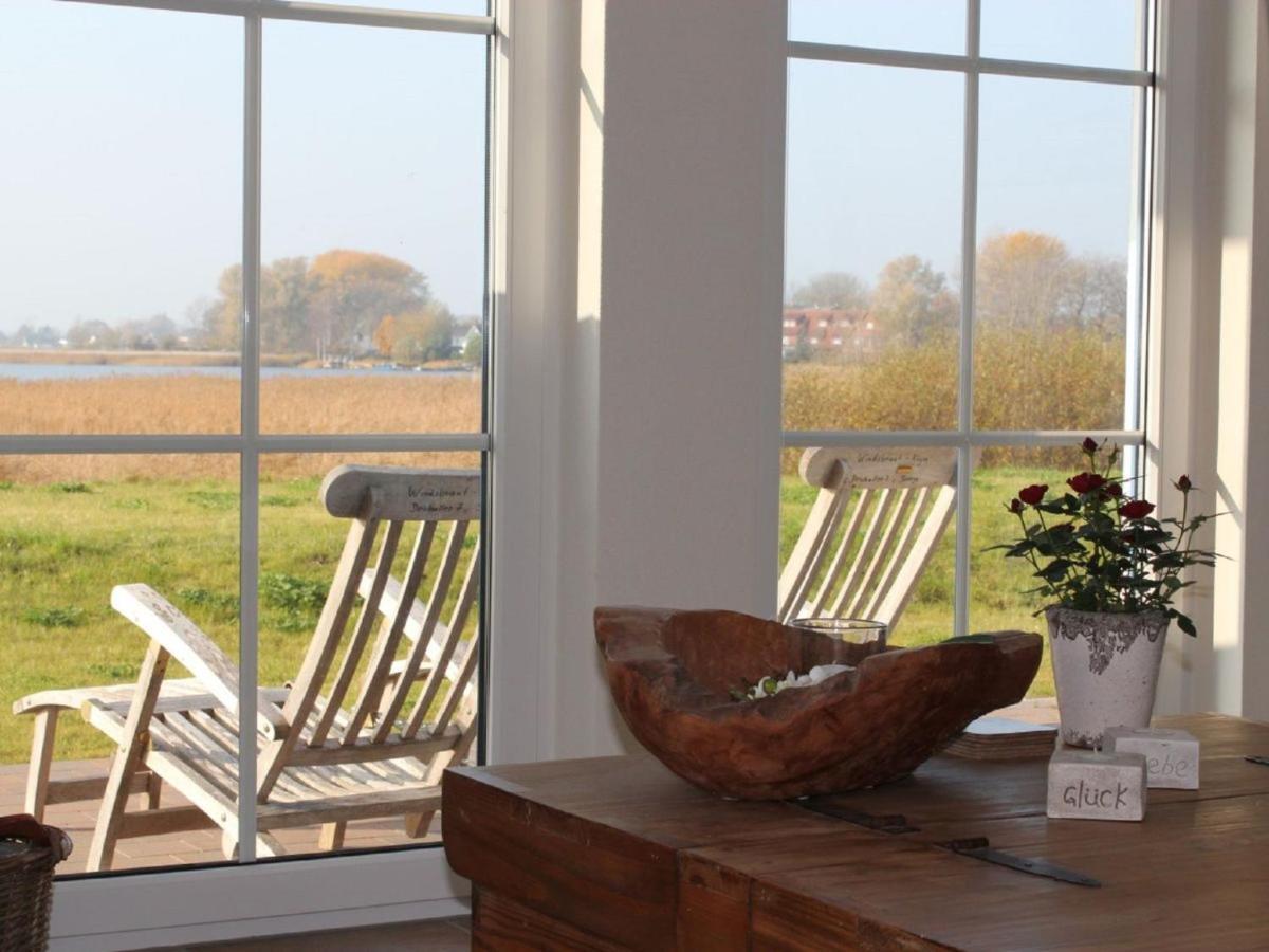 Reetdachhaus Windsbraut Villa Breege Exterior photo